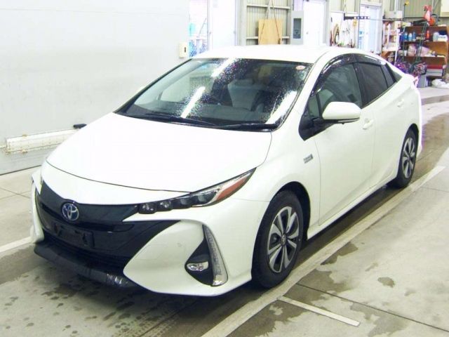 70016 TOYOTA PRIUS PHV ZVW52 2018 г. (TAA Chubu)